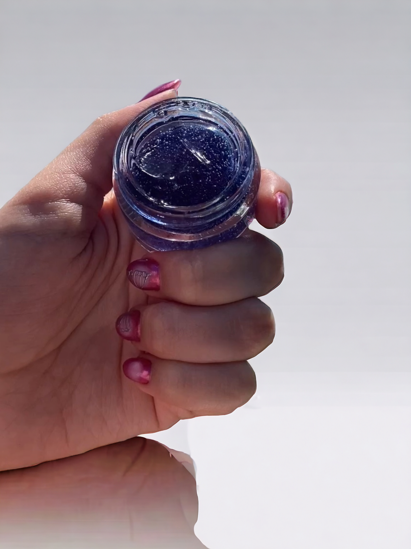 Contorno de Ojos Descongestivo y Antiinflamatorio con Cafeína, Maqui y Ácido Hialurónico